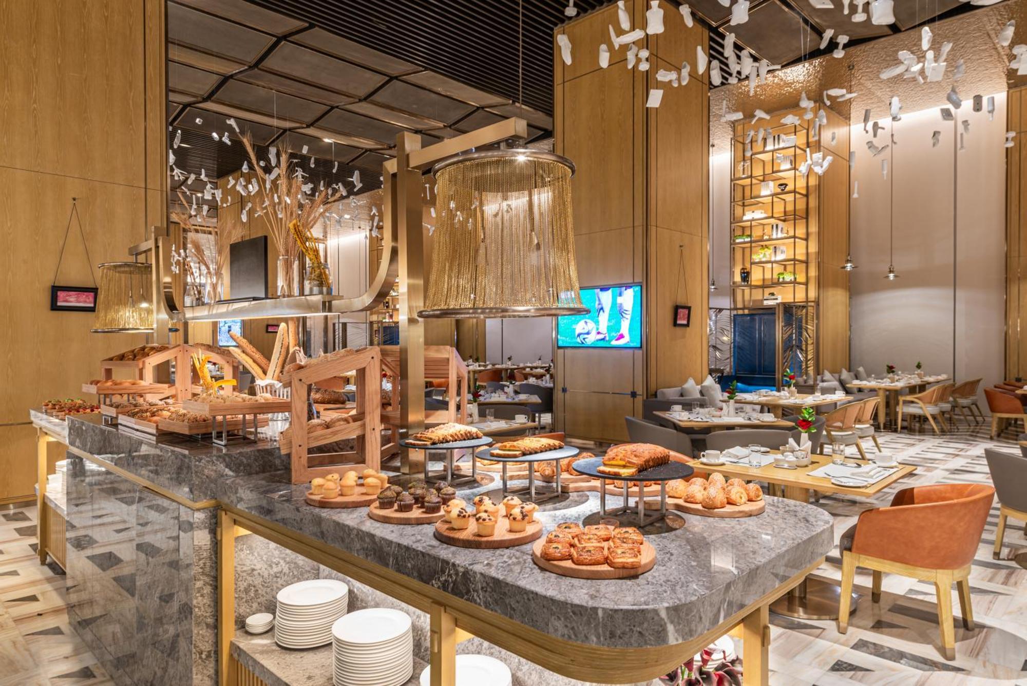 Narcissus The Royal Hotel リヤード エクステリア 写真 The buffet at the hotel